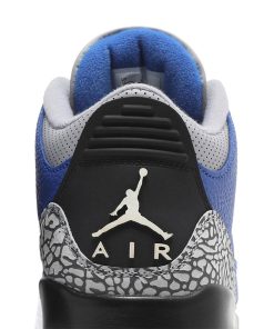 Air Jordan 3 Retro Varsity Royal