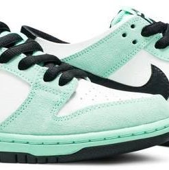 Nike SB Dunk Low Sea Crystal