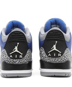 Air Jordan 3 Retro Varsity Royal