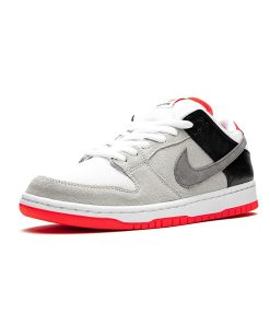 Nike SB Dunk Low Pro Infrared