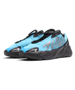 YEEZY BOOST 700 MNVN KIDS BRIGHT CYAN