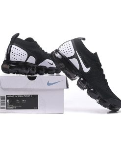 Air VaporMax Flyknit 2 Black & White