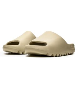 Yeezy Slide “Pure”