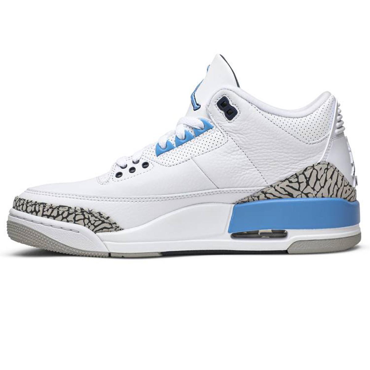 Air Jordan 3 Retro UNC