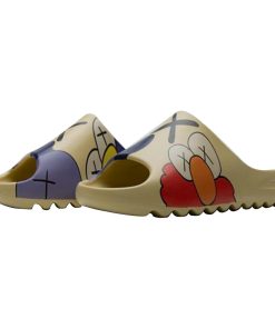 Yeezy Slides ‘Desert Sand’ Cartoon